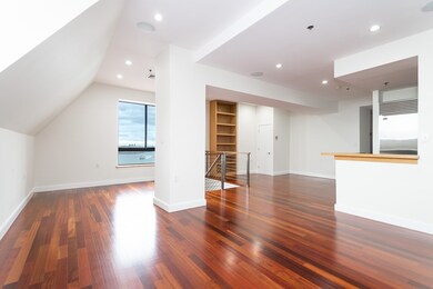 Lincoln Wharf unit 820&821, Boston, MA 02109 - photo 4