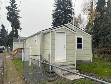 890 25th St SE, Salem, OR 97301 - photo 4