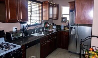 10601 S Grevillea Ave, Inglewood, CA 90304 - photo 5