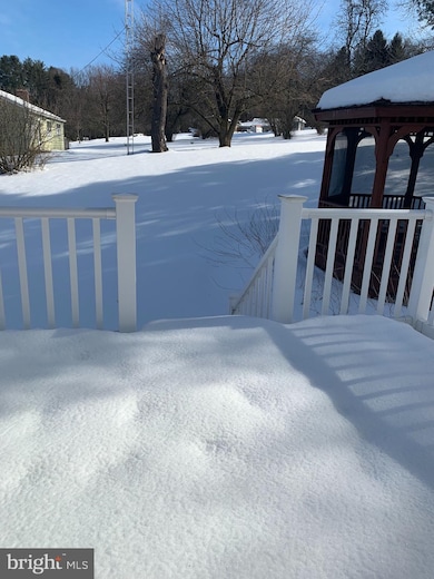 2 Wyncoop Ave, Ashland, PA 17921 - photo 5