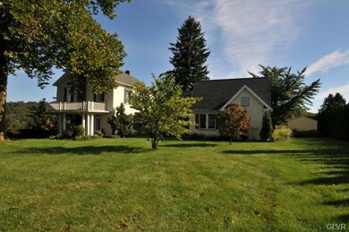 5041 Vera Cruz Rd, Emmaus, PA 18049 - photo 3