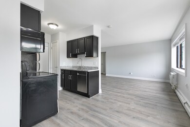 6826 N Ridge Blvd unit 404, Chicago, IL 60645 - photo 4