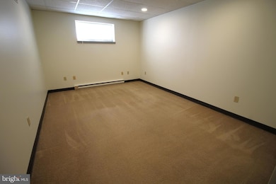 215 W 4th St unit 11, Quarryville, PA 17566 - photo 5