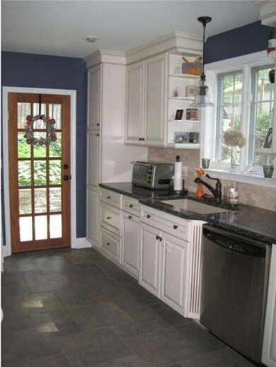 220 Old Forest Rd, Wynnewood, PA 19096 - photo 2