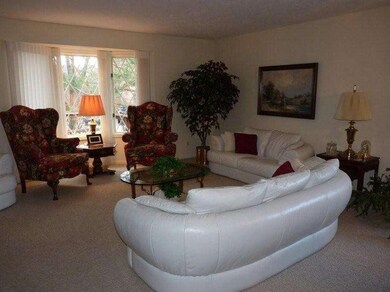 2225 Radcliff Cir SE unit 85, Grand Rapids, MI 49546 - photo 6