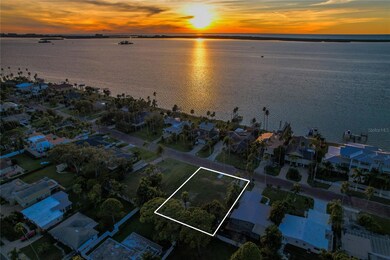1645 Santa Barbara Dr, Dunedin, FL 34698 - photo 4