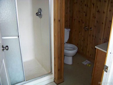 Bathroom 1st floor