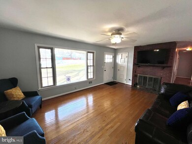 492 Foxcroft Rd, Warrenton, VA 20186 - photo 4