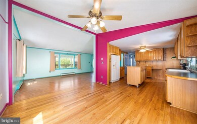 12723 Bunker Hill Rd, Union Bridge, MD 21791 - photo 4