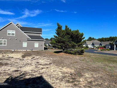 5960 SW Arbor Dr, South Beach, OR 97366 - photo 2