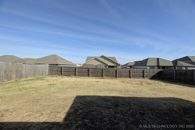 1615 E 139th Ct, Bixby, OK 74008 - photo 4