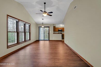 130 Highland Ct, Jacksonville, NC 28540 - photo 3