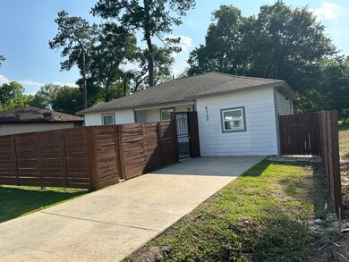 6705 Covington Dr, Houston, TX 77091 - photo 3