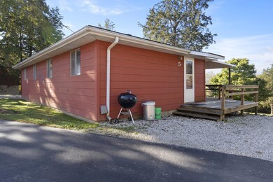 LAKEFRONT LAKE VIEW VACATION RENTAL