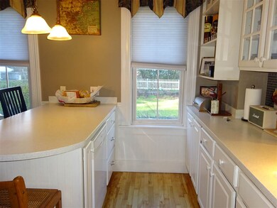 264-266 Roxbury St, Keene, NH 03431 - photo 2