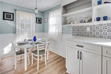 206 W Edgewood Cir, Asheboro, NC 27205 - photo 6