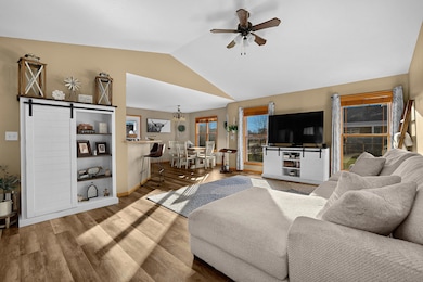 4330 Verchota St, La Crosse, WI 54601 - photo 7