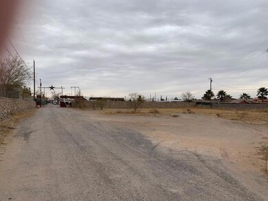 8035 Crawford Ct, El Paso, TX 79907 - photo 4