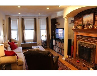 375 Hanover St unit 2, Boston, MA 02113 - photo 4