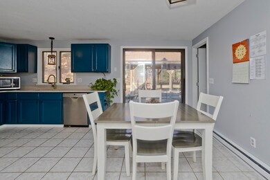 239 Park St, Easthampton, MA 01027 - photo 6