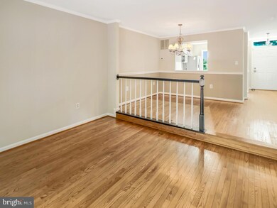 6306 Mary Todd Ct, Centreville, VA 20121 - photo 6