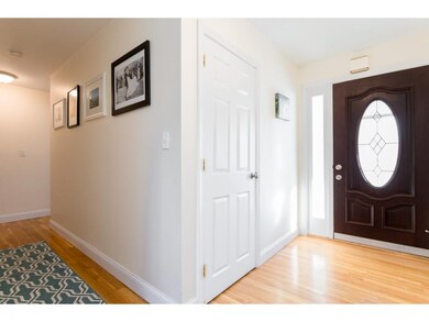 5 William Cir, Stratham, NH 03885 - photo 3