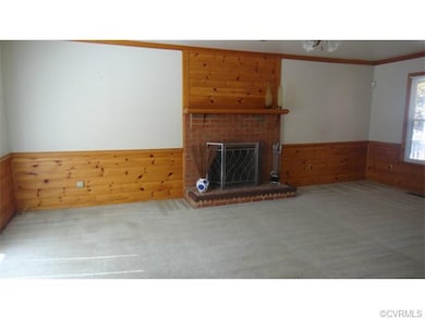 Very light and bright. Door leads to deck with gaz