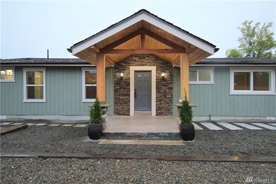 1404 S 250th St, Des Moines, WA 98198 - photo 3