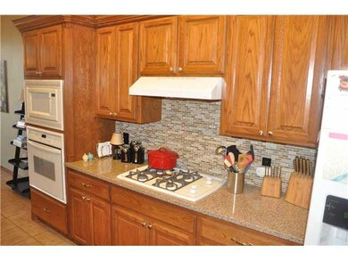 Kitchen. Gas stovetop
