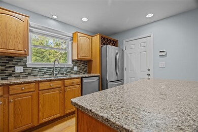 15 Cedar Ave, Swansea, MA 02777 - photo 5