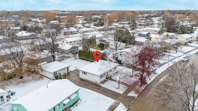 1045 Ardmore Trail, Oshkosh, WI 54904 - photo 4