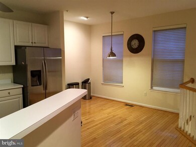 2547 Vireo Ct, Odenton, MD 21113 - photo 4