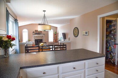 kitchen w pantry