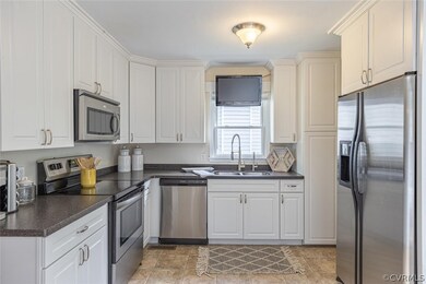 9021 Castle Point Dr, Glen Allen, VA 23060 - photo 6