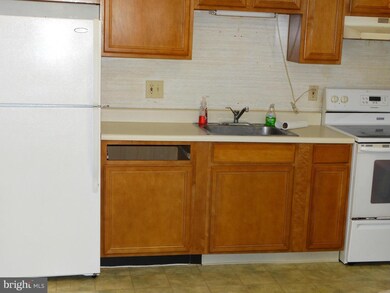 238 S Main St, Chambersburg, PA 17201 - photo 4