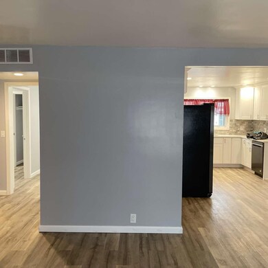 UNIT 1 DINING