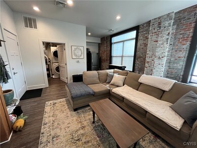 800 N Clinton St, Syracuse, NY 13204 - photo 5