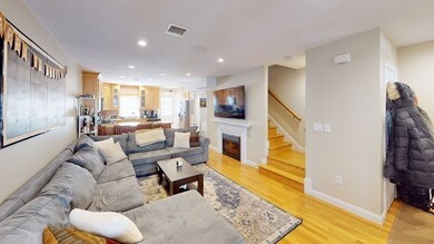 121 Tudor St unit 121, Boston, MA 02127 - photo 4