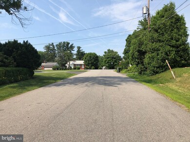 4930 Princess Anne Ct, Fairfax, VA 22032 - photo 5