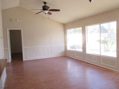 great room (3)