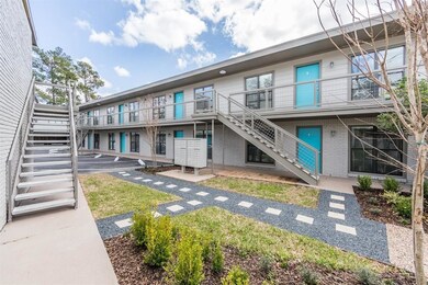 4300 Rosslyn Rd unit 11, Houston, TX 77018 - photo 7