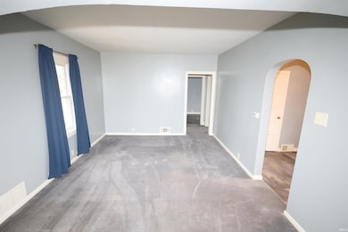 2213 Kendall St, South Bend, IN 46613 - photo 6