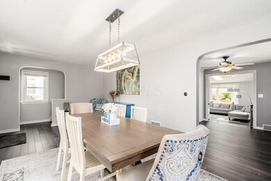 Beautiful Front Room