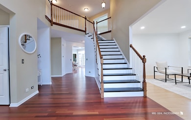 403 N White Deer Trail, Vernon Hills, IL 60061 - photo 2