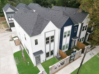 312 Neyland St, Houston, TX 77022 - photo 2