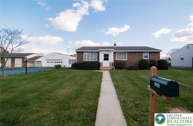 1523 N 27th St, Allentown, PA 18104 - photo 2