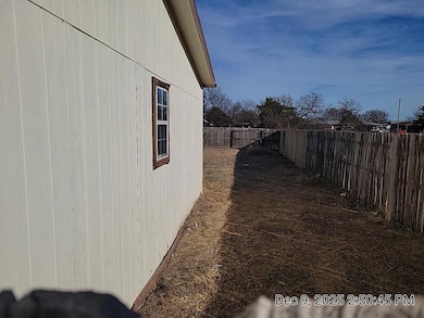 300 Becker, Indiahoma, OK 73552 - photo 2