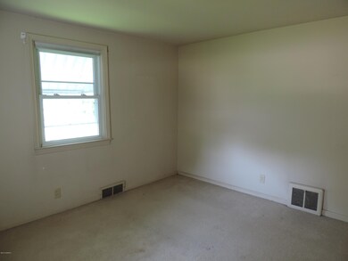263-436943 - Bedroom