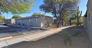 636 E Elm St, Tucson, AZ 85705 - photo 7