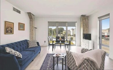 Metro9 unit 201, Somerville, MA 02143 - photo 4